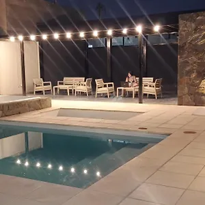 Apartamento Terrabella -dos Piscinas-, Mendoza